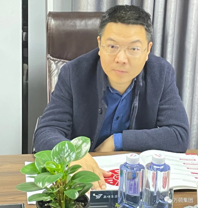 安徽萬(wàn)碩科技產(chǎn)業(yè)（集團(tuán)）有限公司和安徽理工大學(xué)共建“產(chǎn)學(xué)研合作基地”揭牌儀式隆重舉行