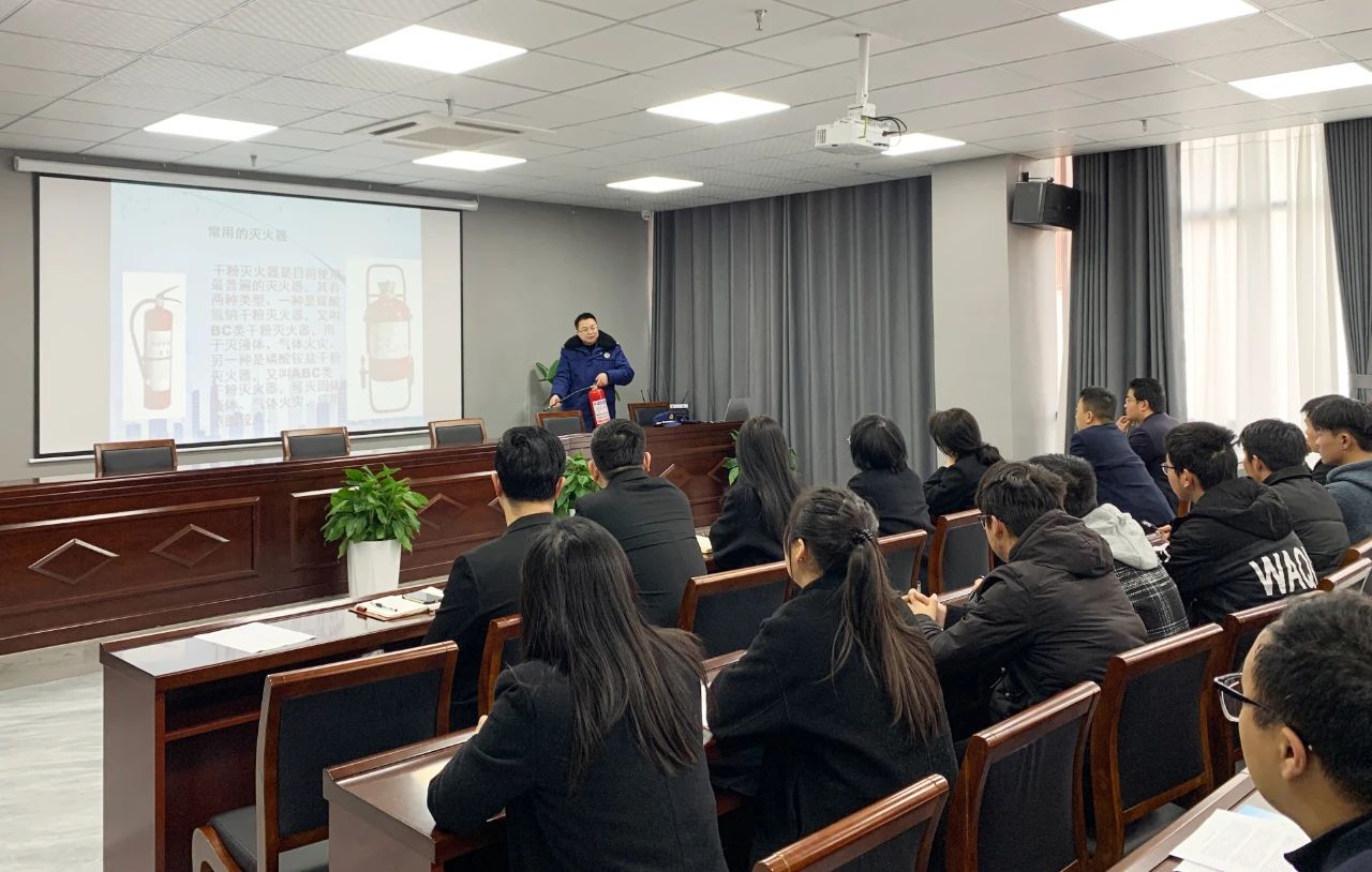 安徽萬(wàn)碩科技產(chǎn)業(yè)（集團(tuán)）有限公司組織開(kāi)展消防安全培訓(xùn)