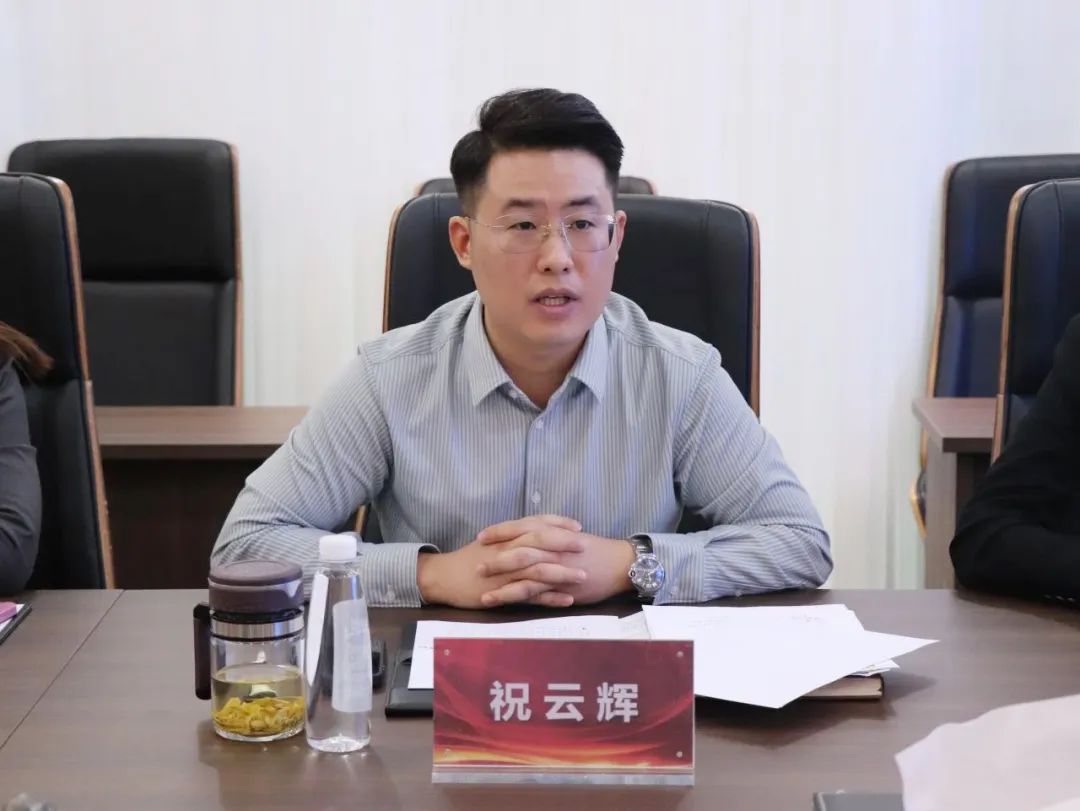 永葆創(chuàng)業(yè)初心 勇?lián)鷷r(shí)代使命——埇橋區(qū)共青團(tuán)與人大代表、政協(xié)委員面對(duì)面座談交流活動(dòng)在安徽萬(wàn)碩科技產(chǎn)業(yè)（集團(tuán)）有限公司召開